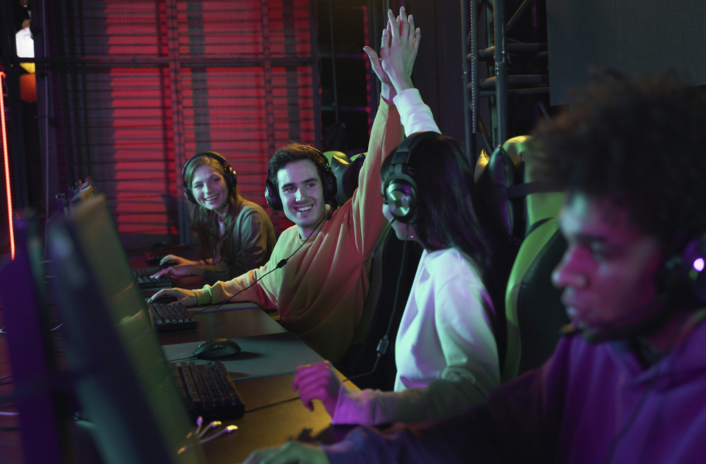 sfm compile club